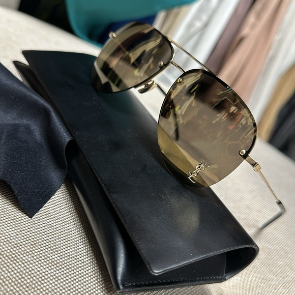Saint Laurent YSL Monogram 59 mm Aviator sunglasses - Picture 3 of 15